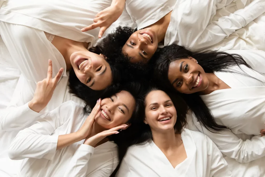 Femmes aux différents types de peau
