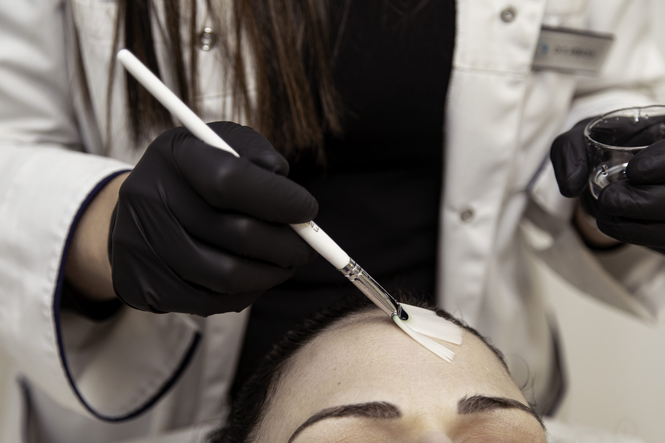 Deuxième étape : <br>Le peeling Deuxième étape : <br>Le peeling
